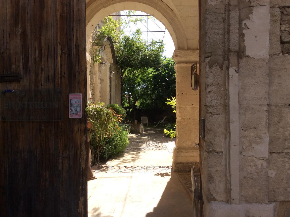 Le Posterlon Acomodação com café da manhã Caumont-sur-Durance Exterior foto